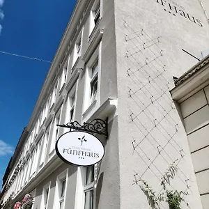 Hotel-pension Fuenfhaus Affittacamere