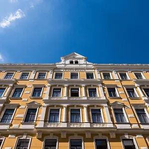 Lehrerhaus ** Bécs